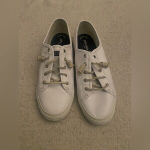 Sperry tennis shoes 11